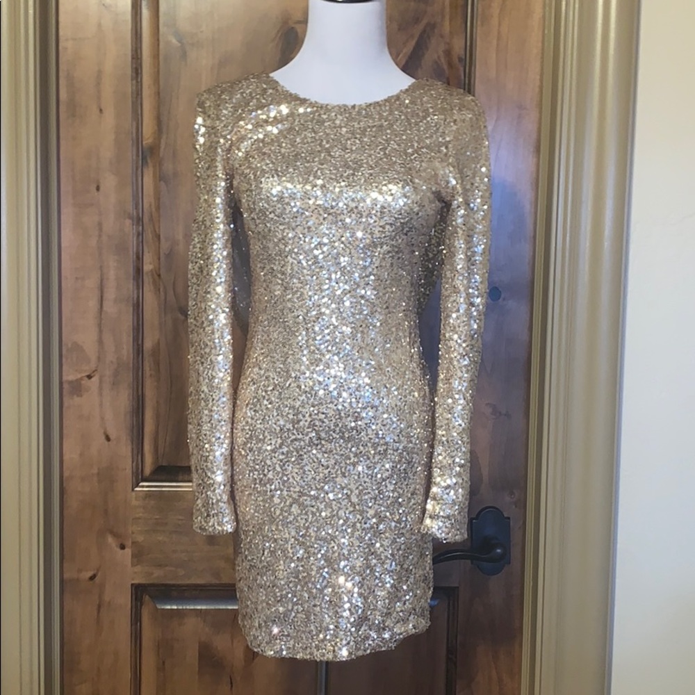 Long Sleeves Gold Sequin Dress
